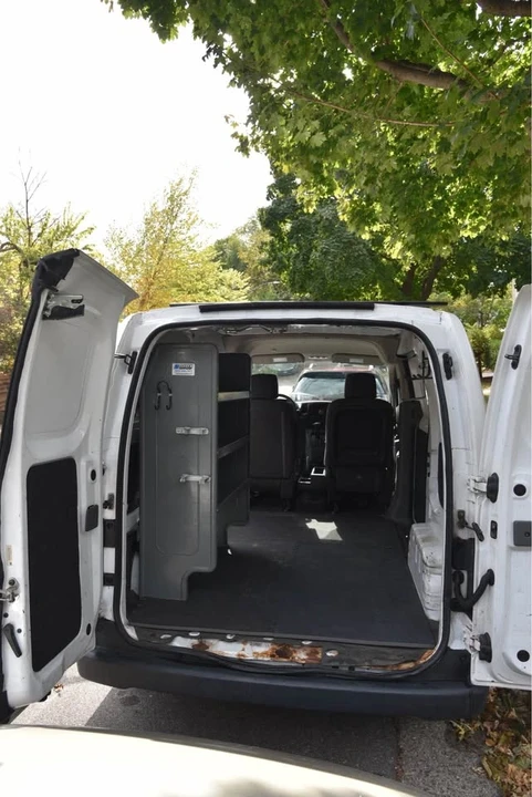 2013 Nissan NV - Image 5 of 5