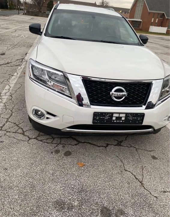 2013 Nissan Pathfinder 4th Gen - Image 2 of 2