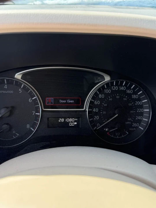 2013 Nissan Pathfinder 4th Gen - Image 2 of 3