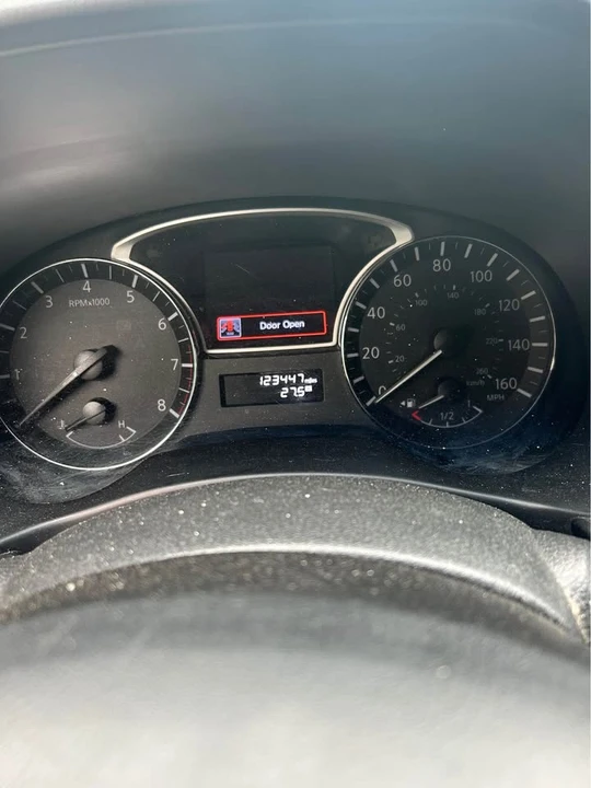 2013 Nissan Pathfinder 4th Gen - Image 5 of 5