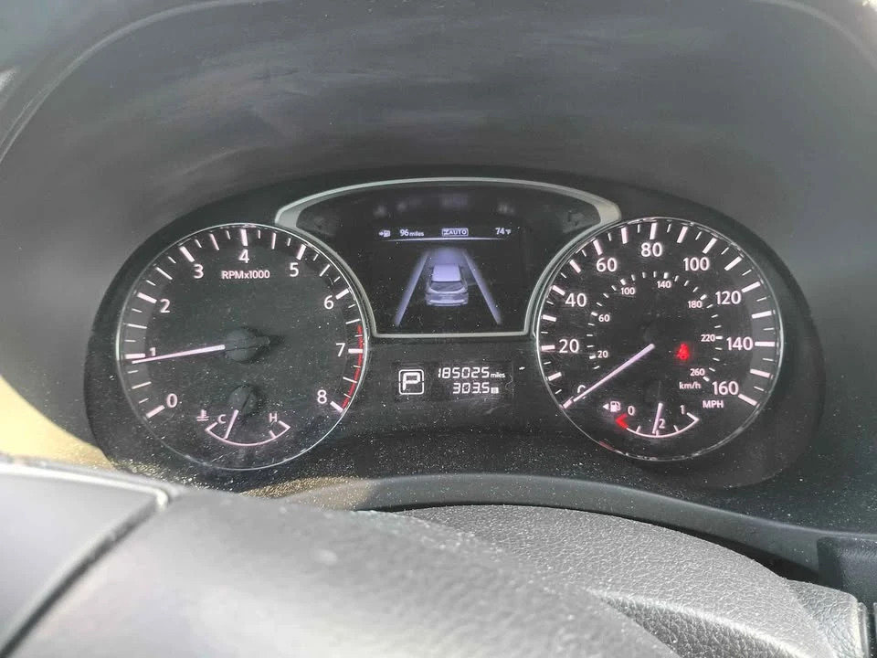 2013 Nissan Pathfinder 4th Gen - Image 9 of 11