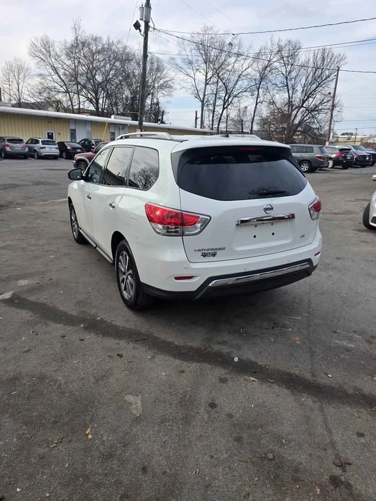 2013 Nissan Pathfinder 4th Gen - Image 15 of 16