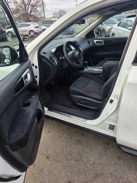 2013 Nissan Pathfinder 4th Gen - Image 13 of 16
