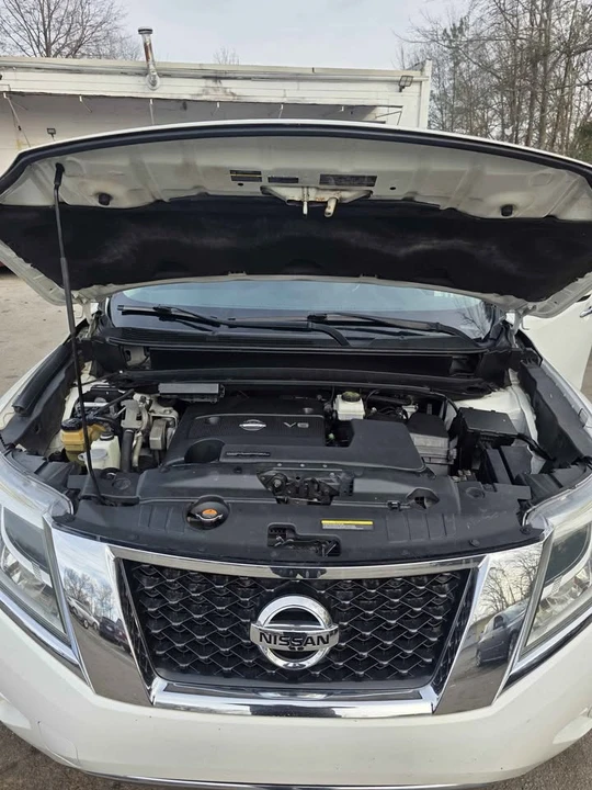 2013 Nissan Pathfinder 4th Gen - Image 6 of 16