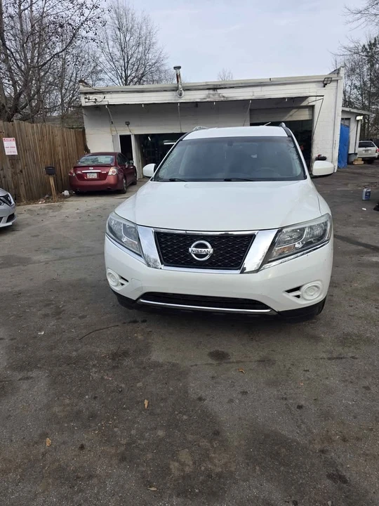 2013 Nissan Pathfinder 4th Gen - Image 8 of 16