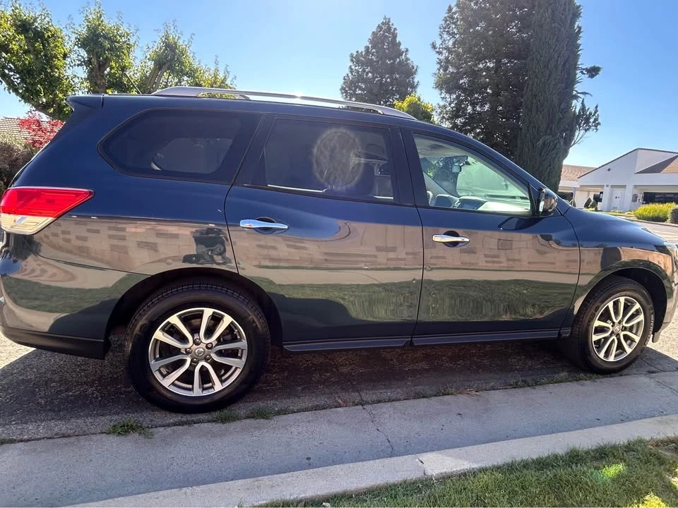 2013 Nissan Pathfinder 4th Gen - Image 7 of 13
