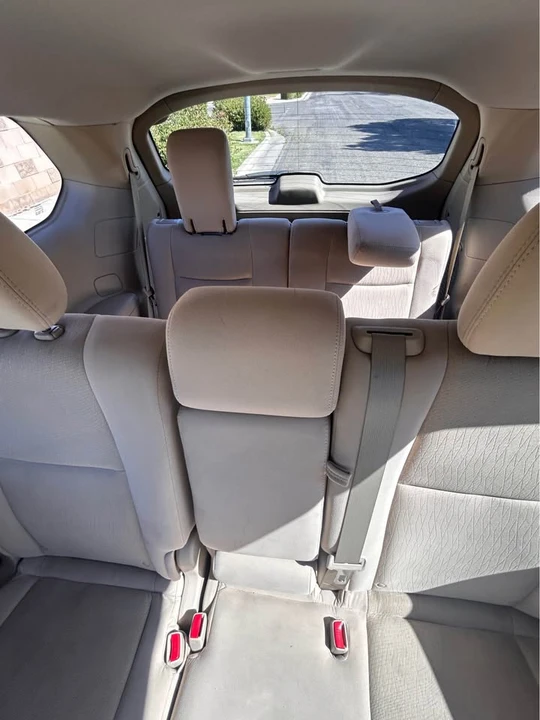2013 Nissan Pathfinder 4th Gen - Image 9 of 13