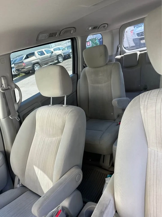 2013 Nissan Quest - Image 6 of 6