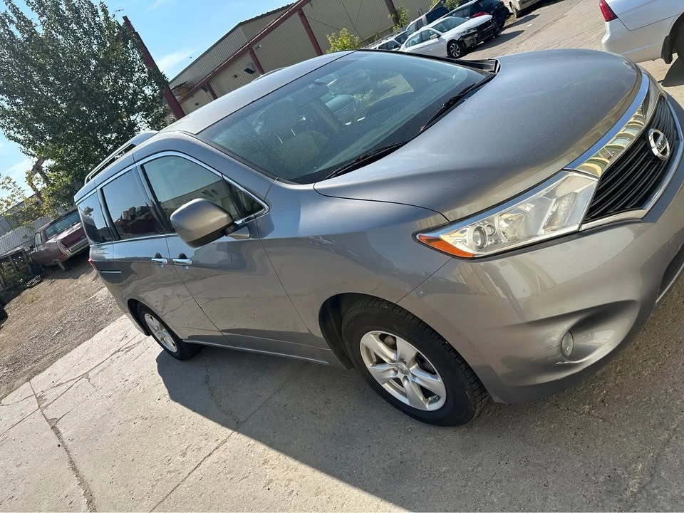 2013 Nissan Quest - Image 2 of 6