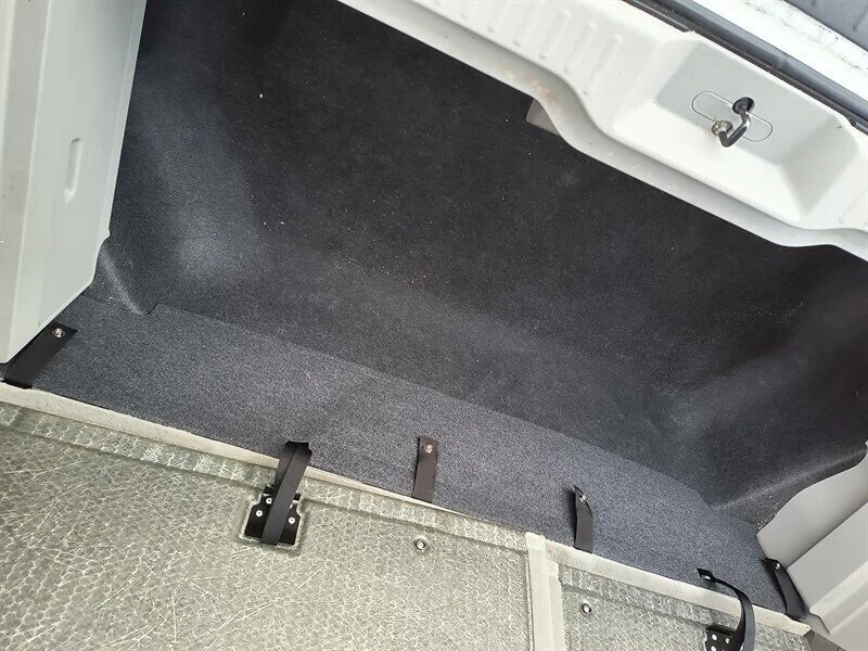 2013 Nissan Quest - Image 14 of 20