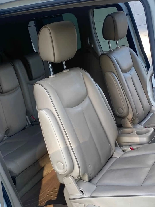 2013 Nissan Quest - Image 9 of 13