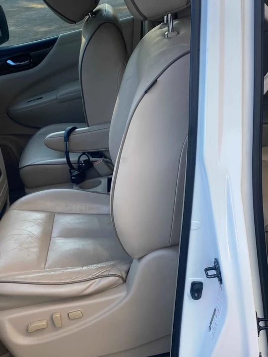2013 Nissan Quest - Image 8 of 13