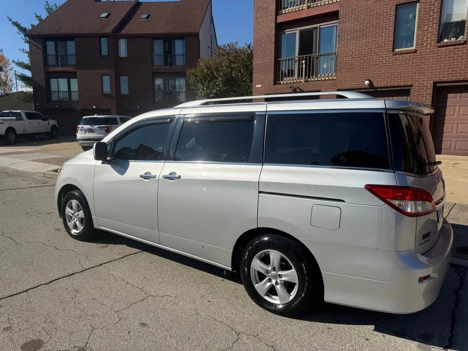 2013 Nissan Quest - Image 5 of 11
