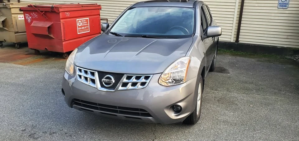 2013 Nissan Rogue - Image 2 of 8