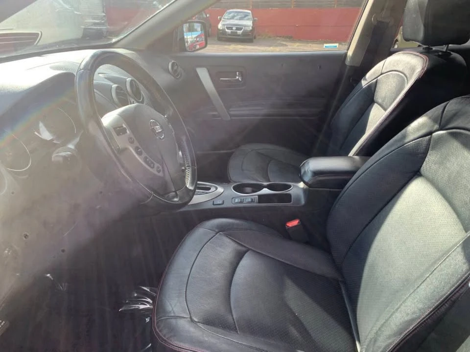 2013 Nissan Rogue - Image 10 of 15