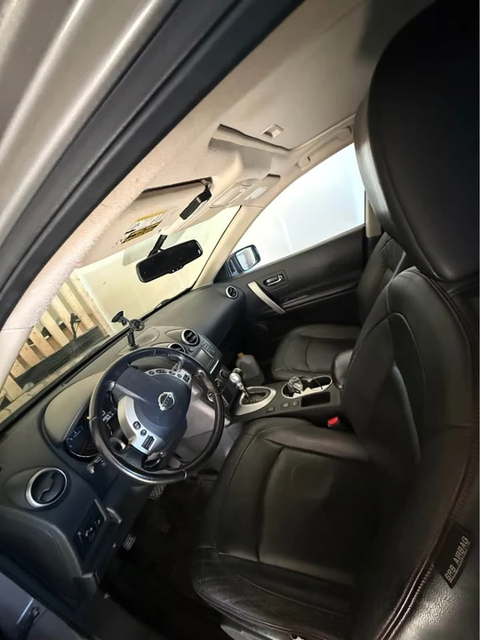 2013 Nissan Rogue - Image 3 of 10