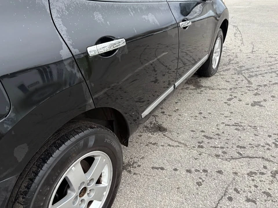 2013 Nissan Rogue - Image 4 of 10