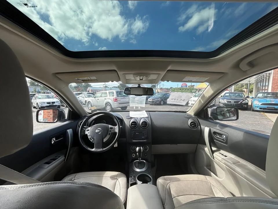 2013 Nissan Rogue - Image 10 of 19