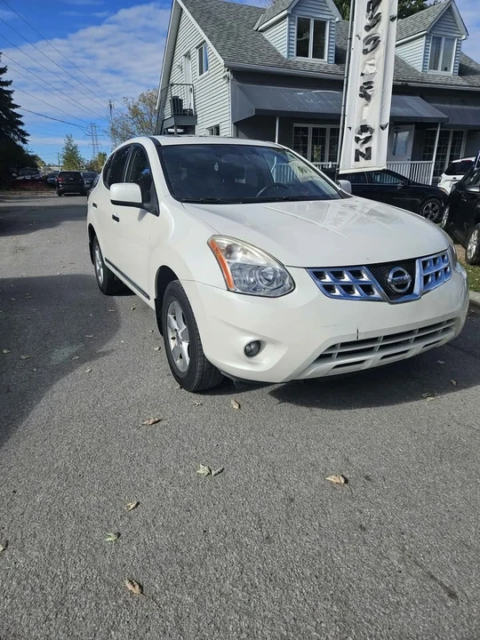 2013 Nissan Rogue - Image 3 of 14