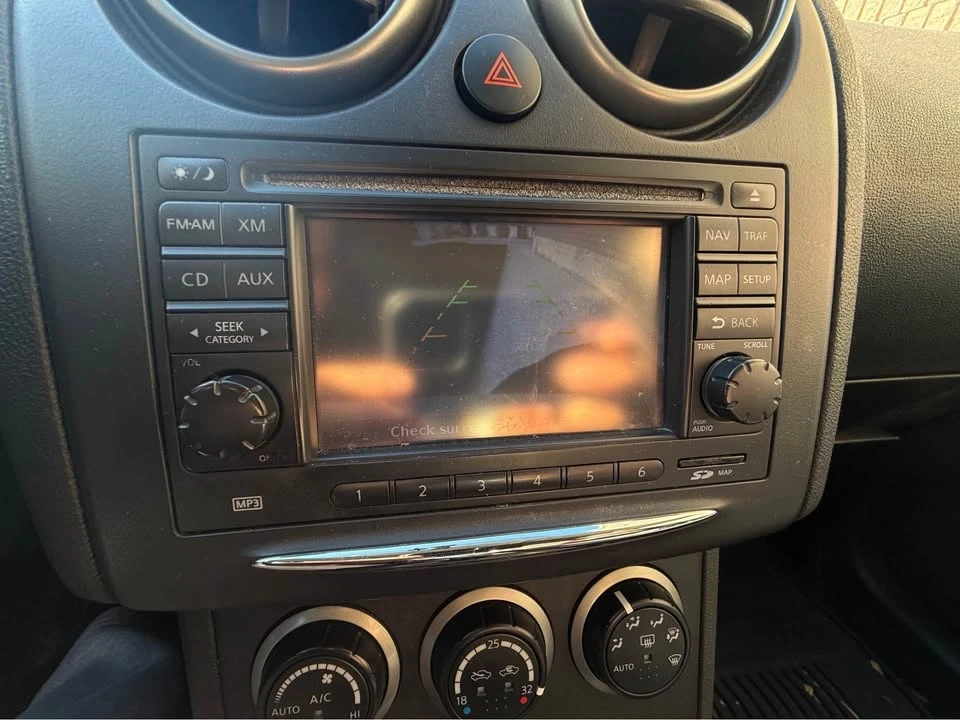 2013 Nissan Rogue - Image 13 of 15