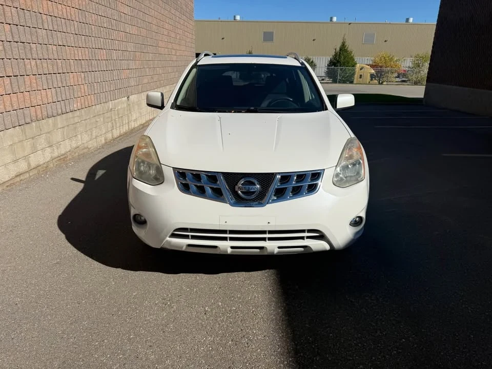 2013 Nissan Rogue - Image 8 of 19