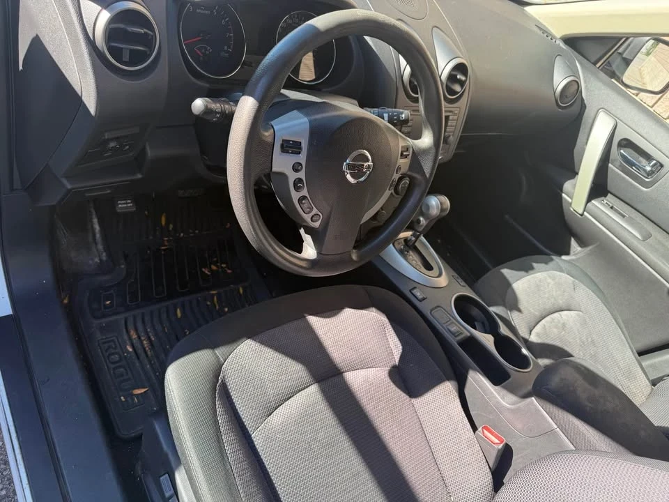 2013 Nissan Rogue - Image 11 of 19