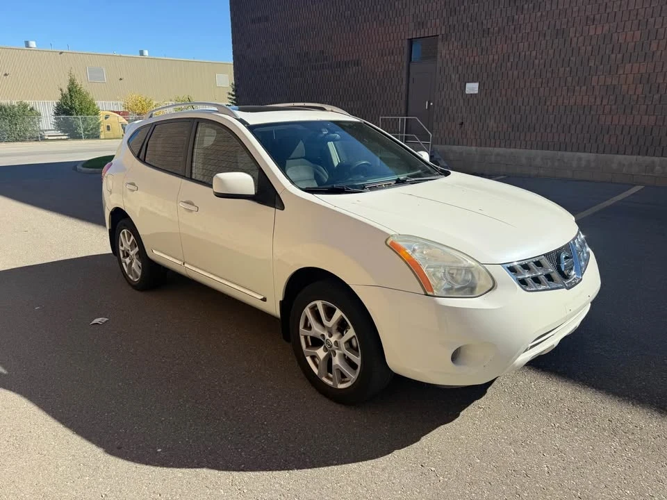 2013 Nissan Rogue - Image 7 of 19