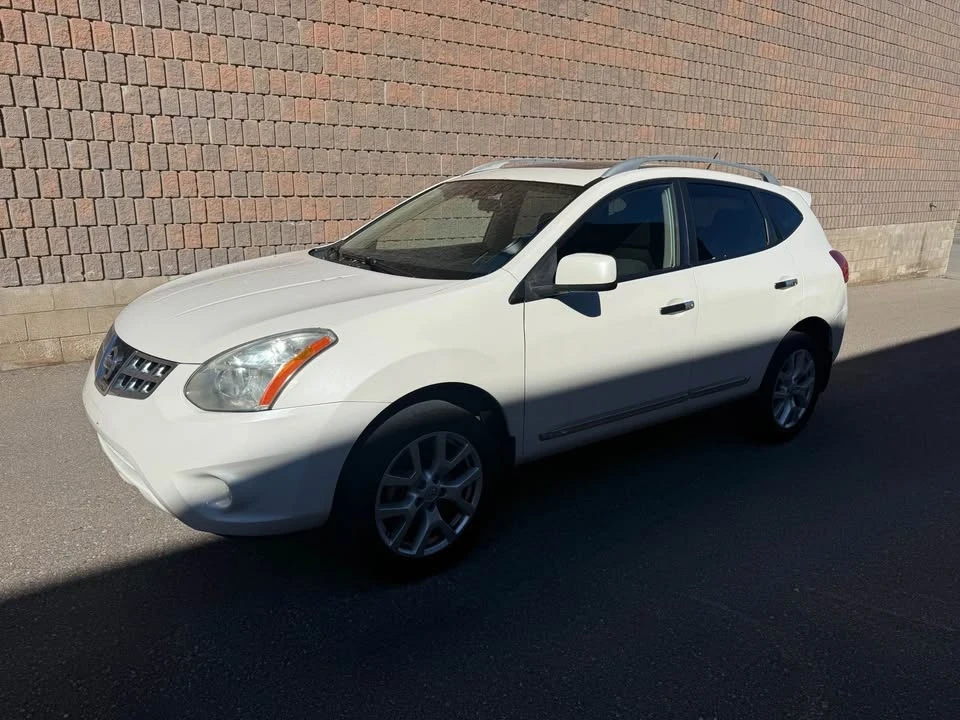 2013 Nissan Rogue - Image 2 of 19