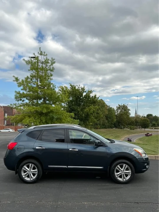 2013 Nissan Rogue - Image 5 of 19