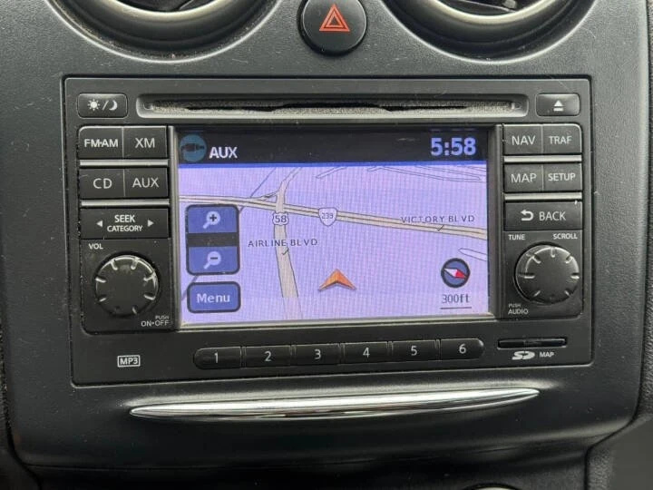 2013 Nissan Rogue - Image 16 of 20