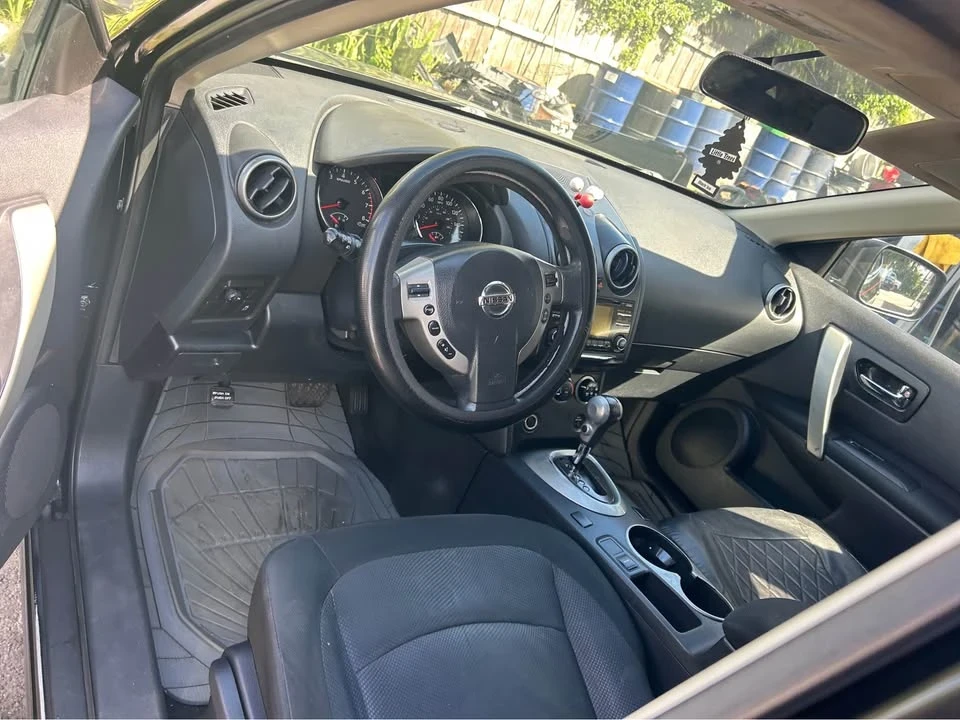 2013 Nissan Rogue - Image 2 of 15