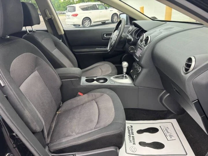 2013 Nissan Rogue - Image 11 of 20