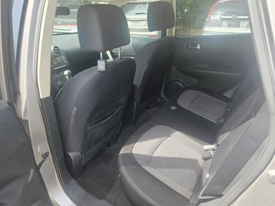 2013 Nissan Rogue - Image 17 of 19