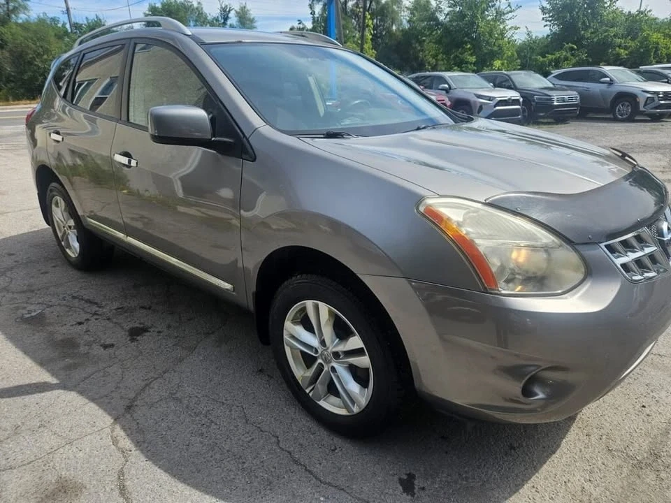 2013 Nissan Rogue - Image 8 of 19