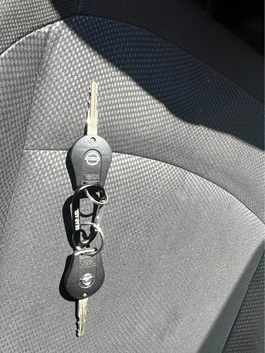 2013 Nissan Rogue - Image 8 of 10
