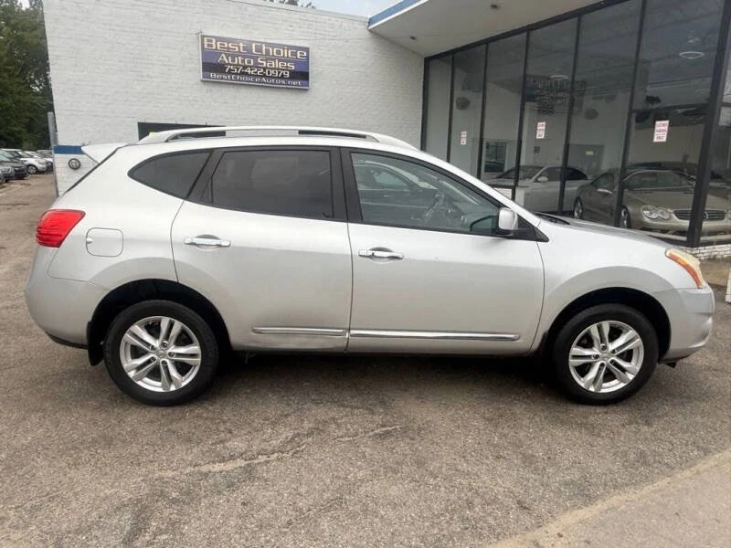 2013 Nissan Rogue - Image 8 of 19