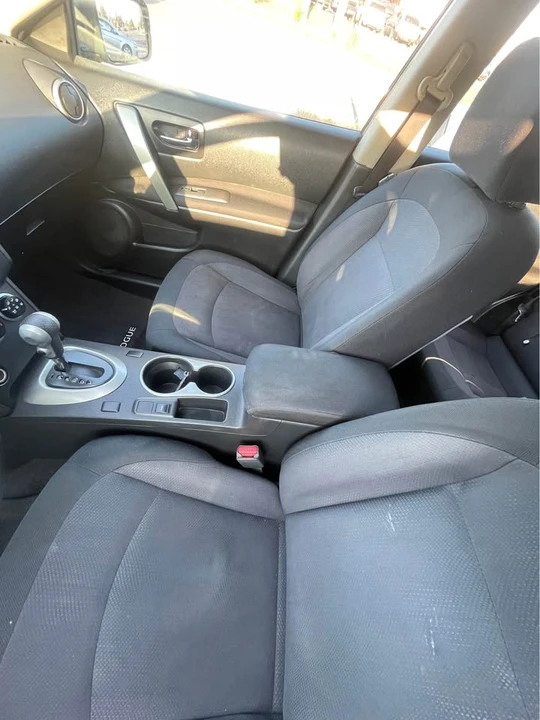 2013 Nissan Rogue - Image 11 of 14