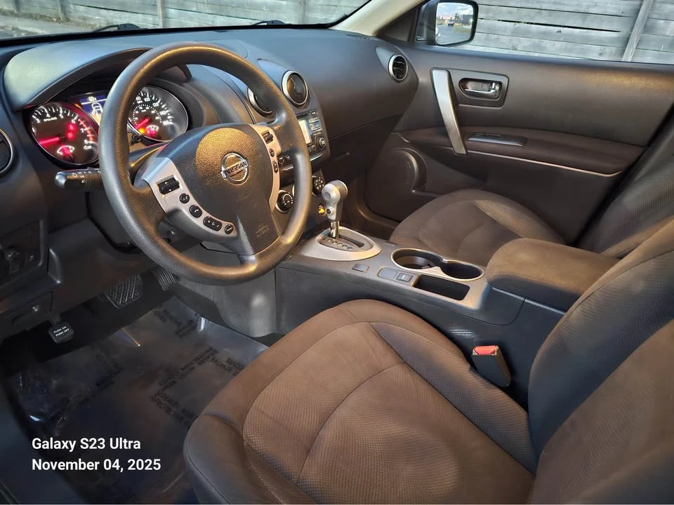 2013 Nissan Rogue - Image 11 of 13