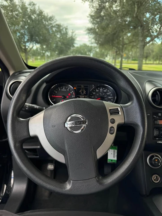 2013 Nissan Rogue - Image 7 of 14
