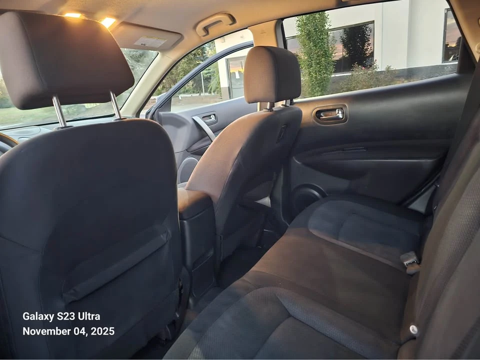 2013 Nissan Rogue - Image 9 of 13