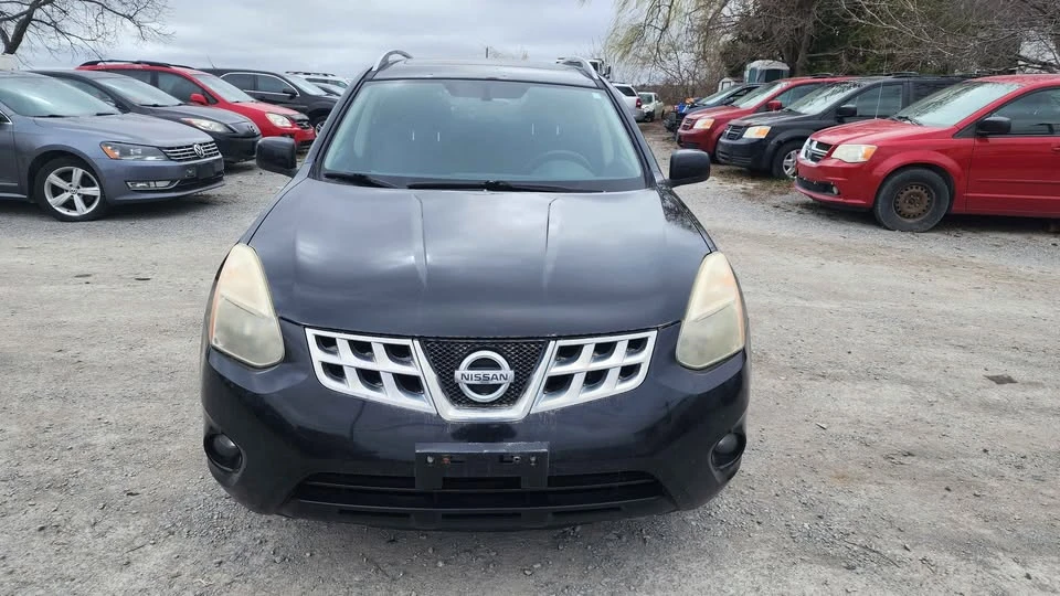 2013 Nissan Rogue - Image 8 of 16
