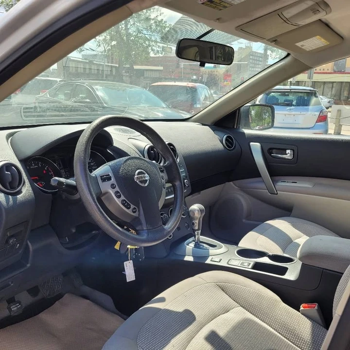 2013 Nissan Rogue - Image 7 of 13