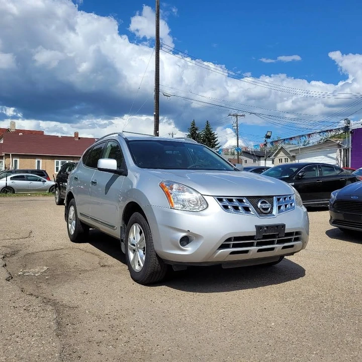 2013 Nissan Rogue - Image 3 of 13