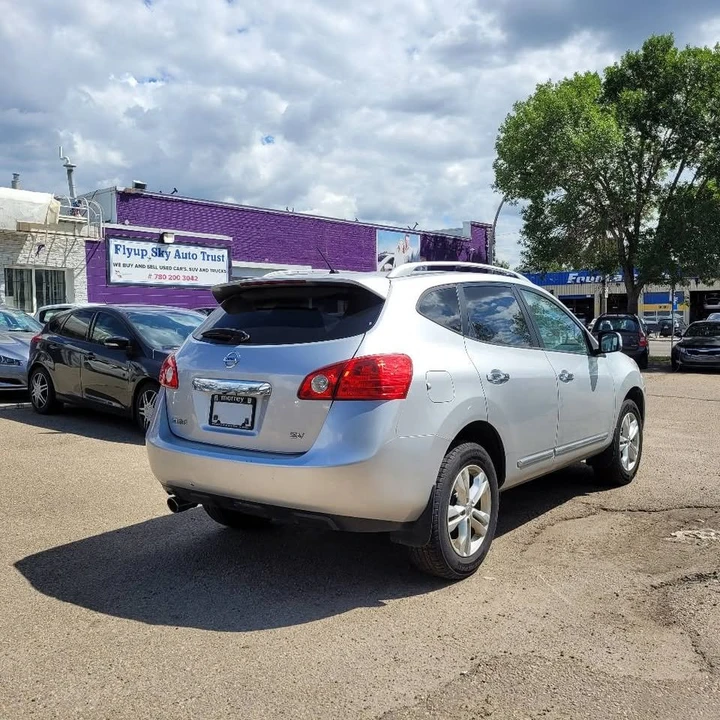 2013 Nissan Rogue - Image 8 of 13