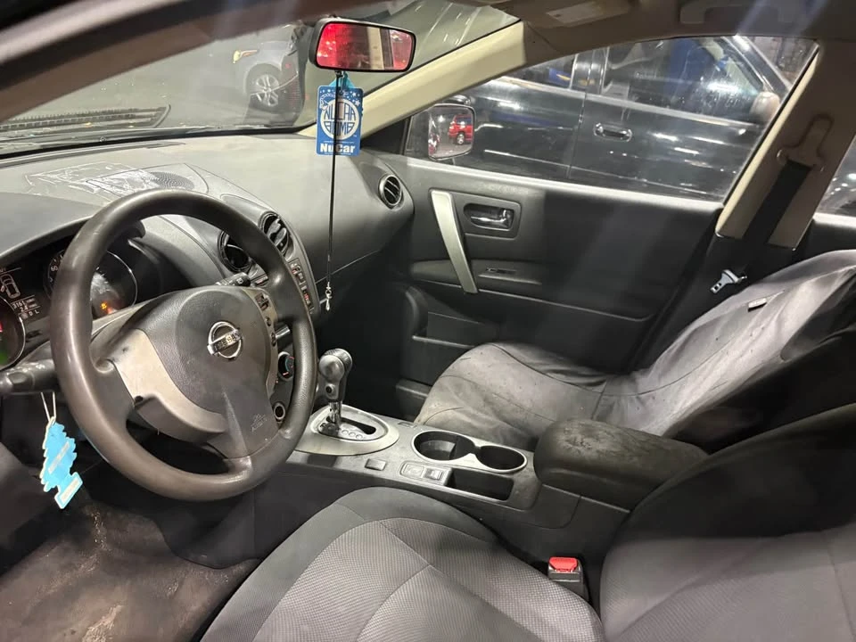 2013 Nissan Rogue - Image 3 of 6
