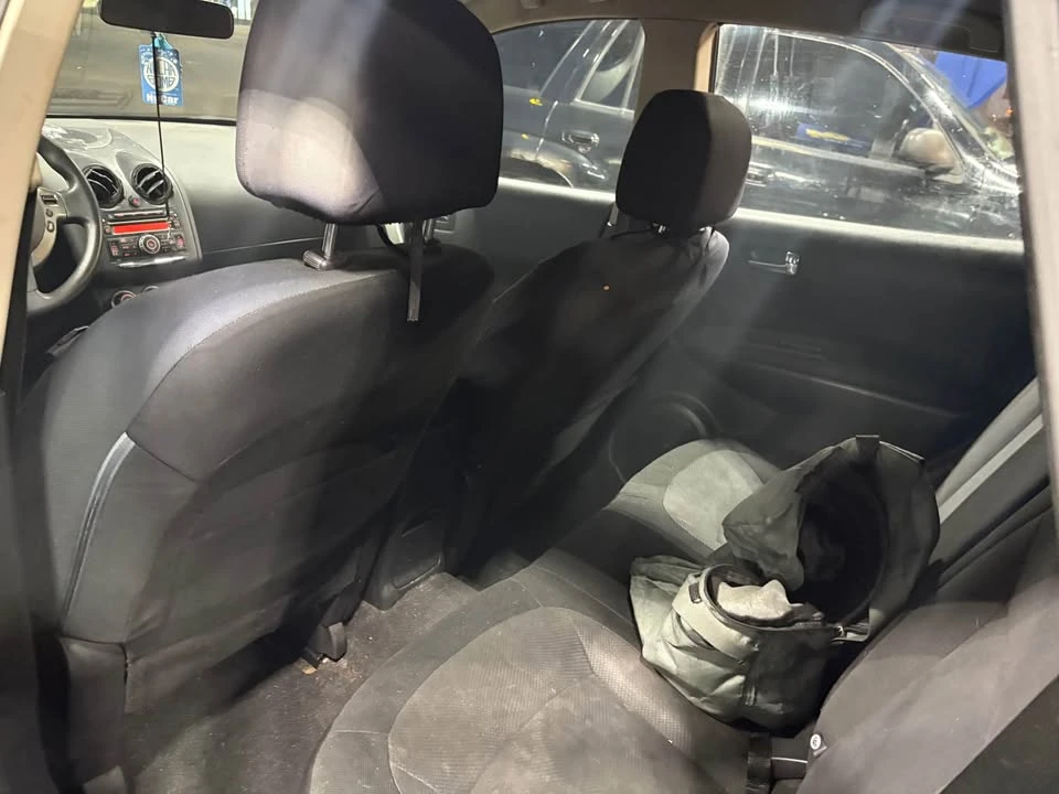 2013 Nissan Rogue - Image 2 of 6