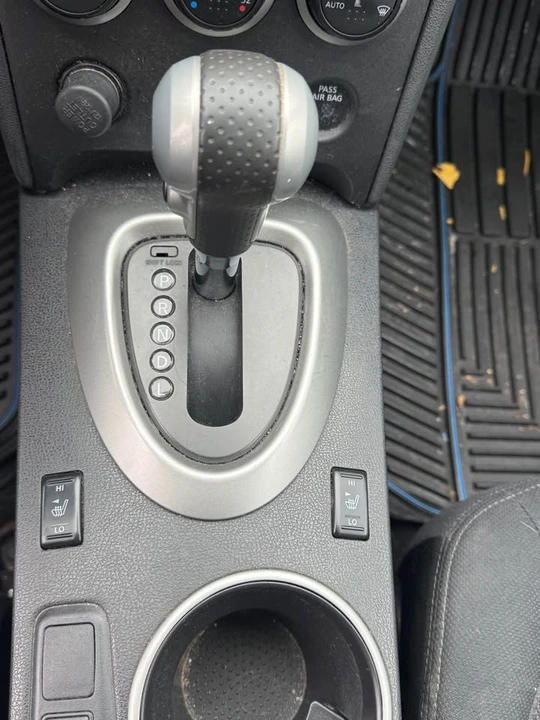 2013 Nissan Rogue - Image 12 of 15