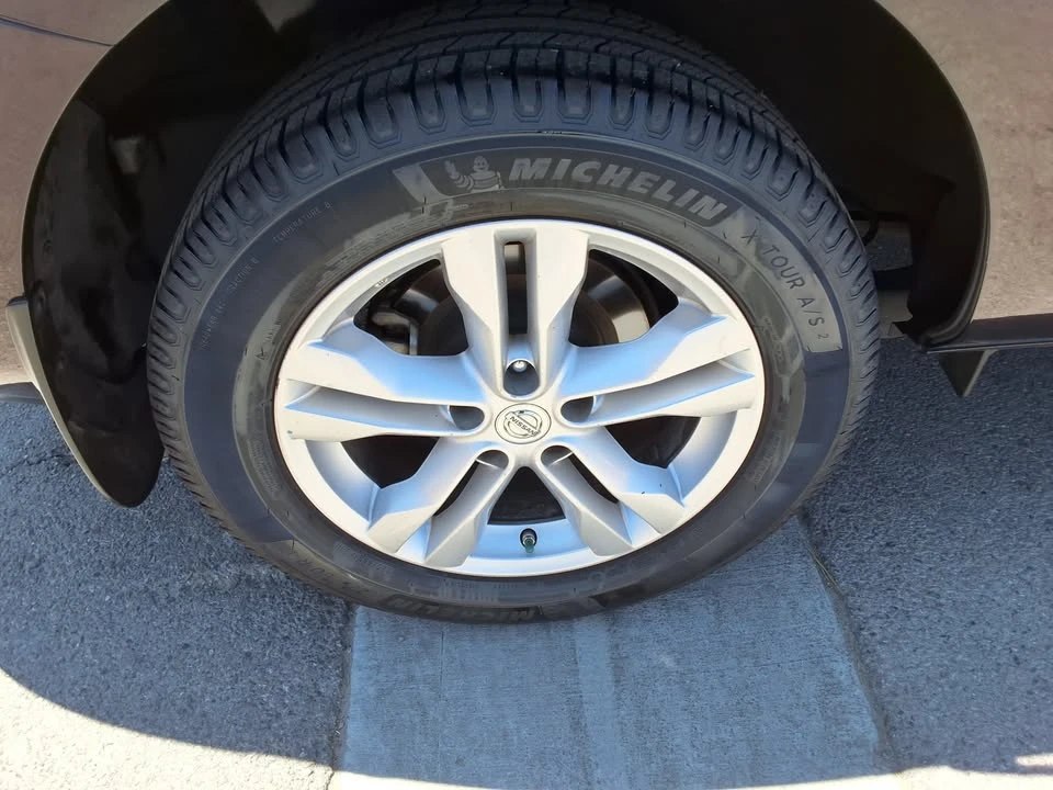2013 Nissan Rogue - Image 7 of 18