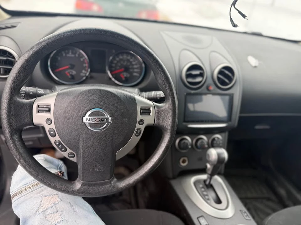 2013 Nissan Rogue - Image 6 of 8