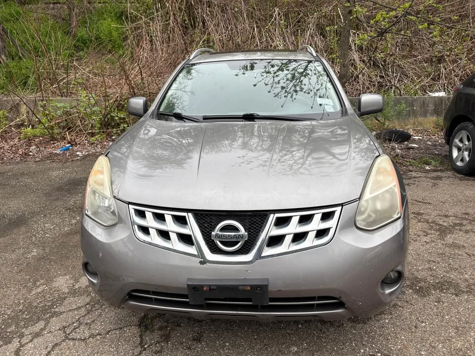 2013 Nissan Rogue - Image 2 of 6